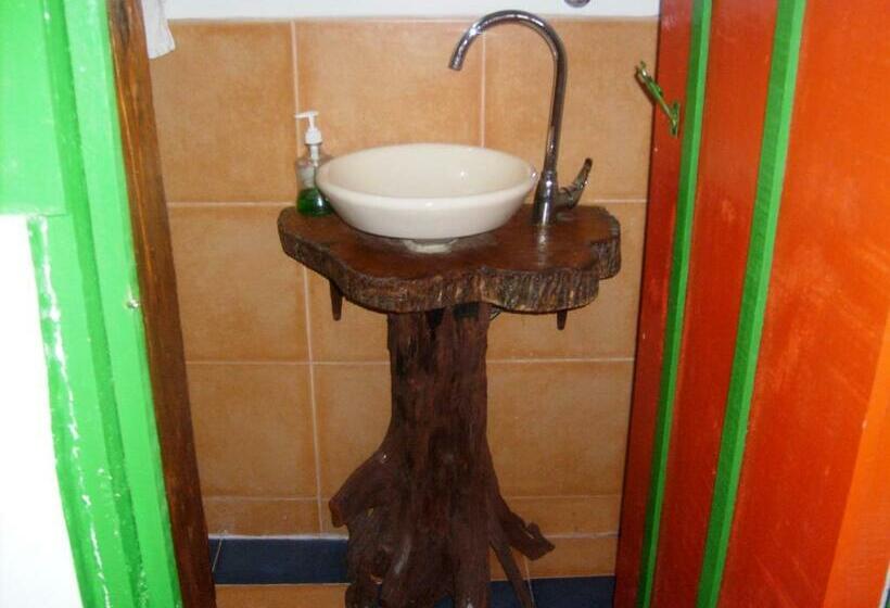اتاق لوکس, Hostal Estrella De Agua