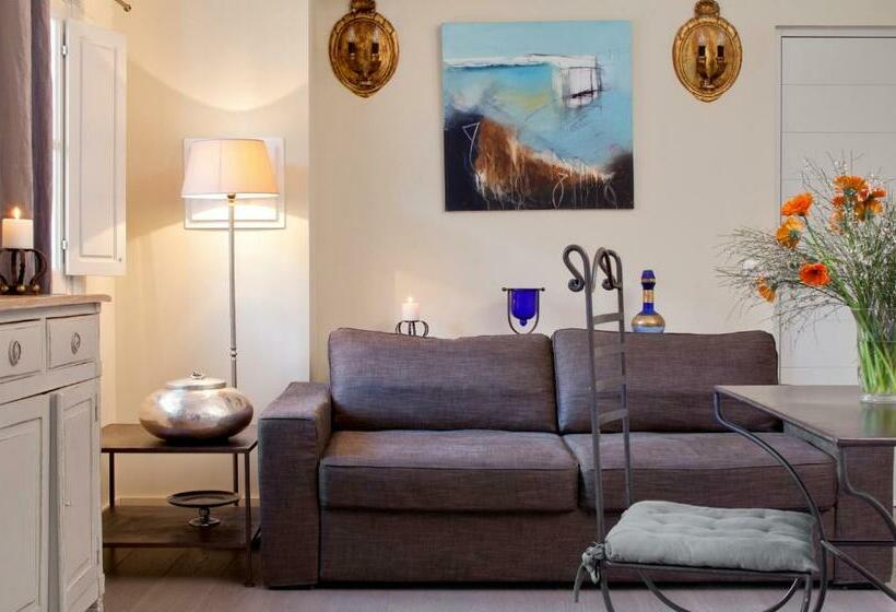 Апартаменты 1 Спальня, La Maison Des Augustins B&b, Spa Et Fitness