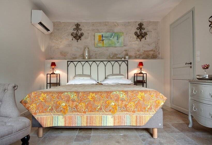 Классический Номер, La Maison Des Augustins B&b, Spa Et Fitness