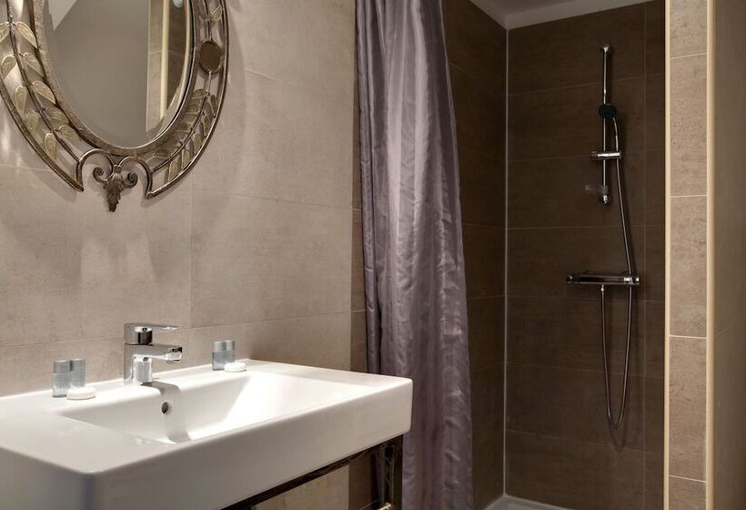 Классический Номер, La Maison Des Augustins B&b, Spa Et Fitness