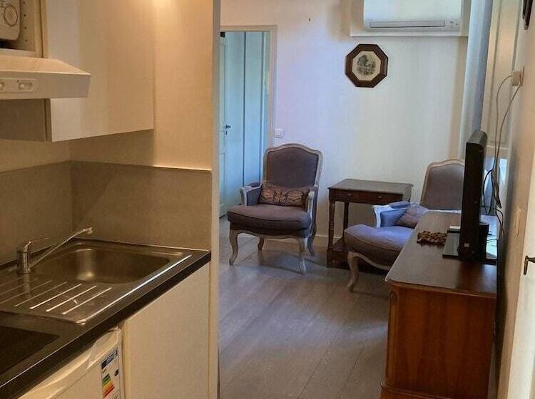Апартаменты 1 Спальня, La Maison Des Augustins B&b, Spa Et Fitness