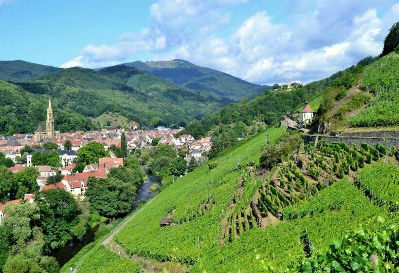 Апартаменты 2 Спальни, Gîte La Charmaie