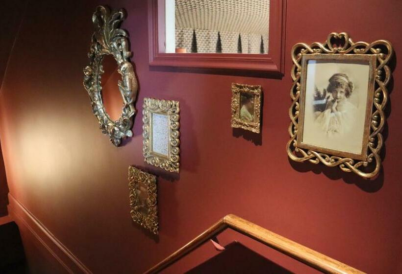 Люкс Семейный 2 Спальни, Guesthouse Domaine Du Chalet