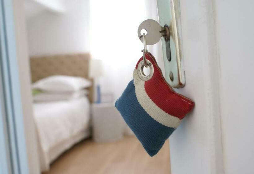اتاق استاندارد, Chambre D'hôtes Etchebri