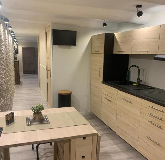 Апартаменты 2 Спальни, Marseille City Chambres&appartements