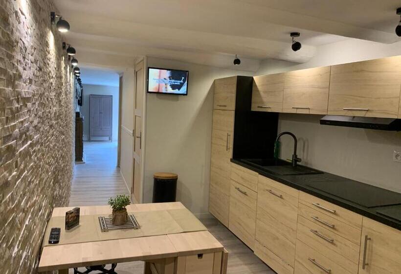 Апартаменты 2 Спальни, Marseille City Chambres&appartements