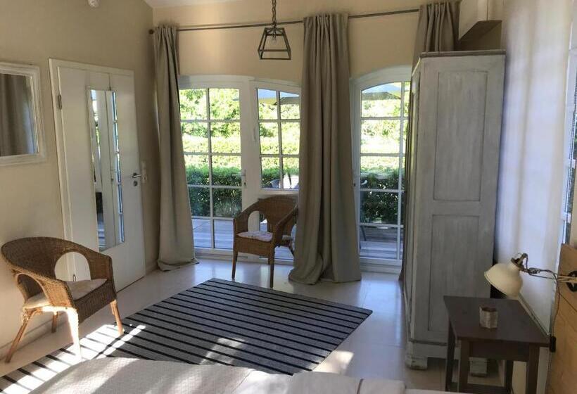 스탠다드 룸 가든 전망, Villa La Begude   Boutique Luxury B&b