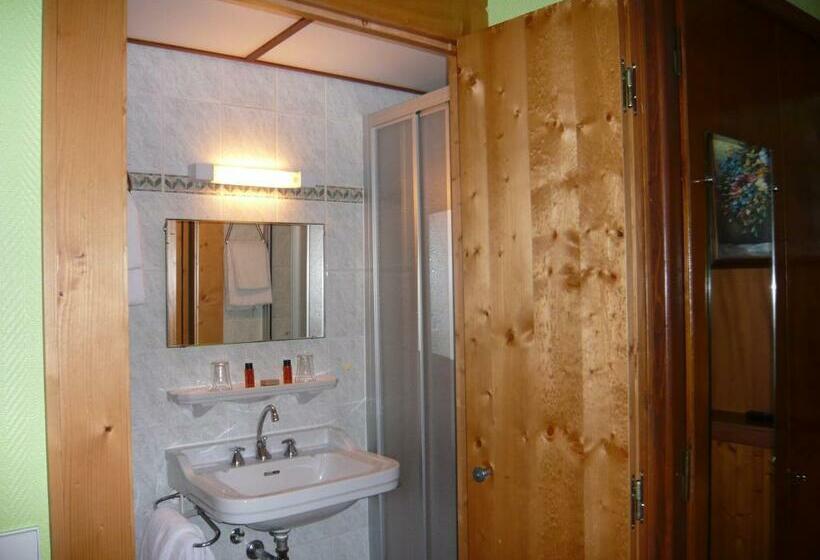 Семейный Номер, Alp Hôtel