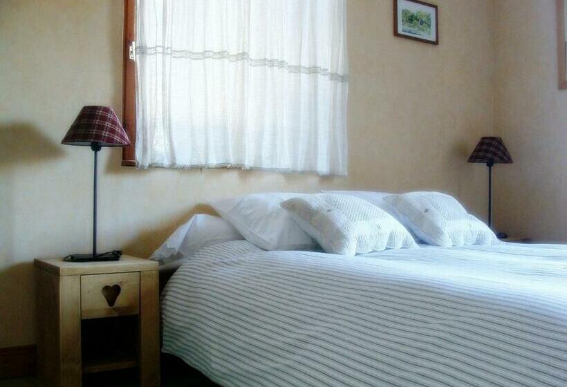 스탠다드 룸, Gite Auberge De Montvilliers