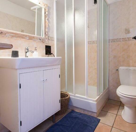 4인용 스탠다드 룸, Gite Auberge De Montvilliers