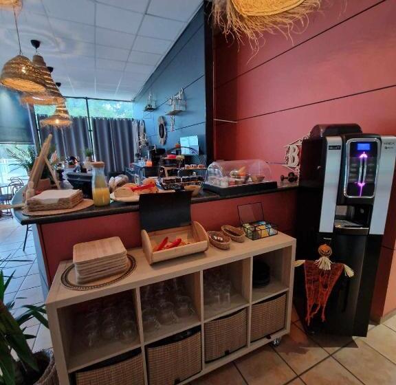 Номер Стандарт, Tempo Hôtel