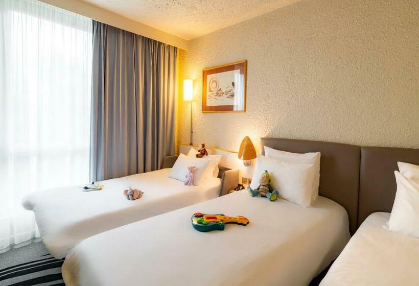 Классический Номер, Hôtel Novotel Valenciennes