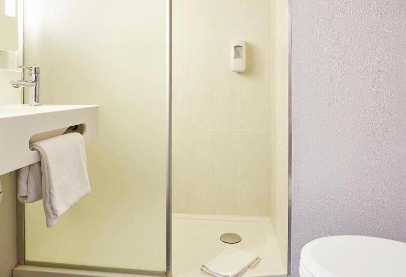 اتاق استاندارد چهار تخته, B&b Hotel Lille Roubaix Campus Gare