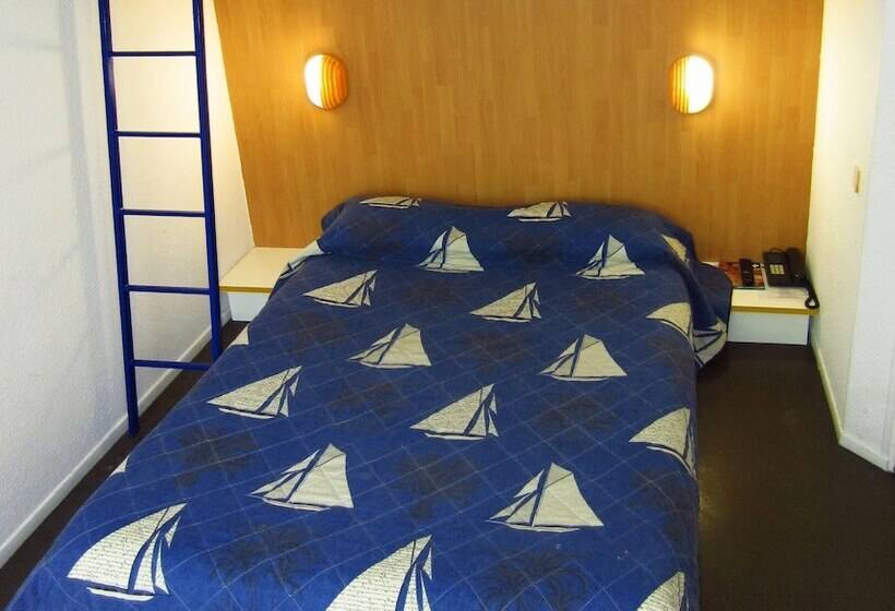 اتاق استاندارد سه نفره, Hôtel Noctuel Blois Sud