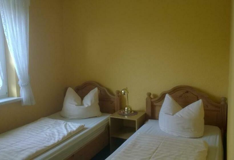 스탠다드 룸, Landhotel Weingut Schulze