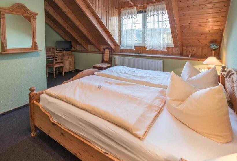 스탠다드 룸, Landhotel Weingut Schulze