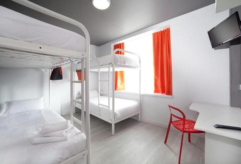 חדר משפחתי, Sleeperdorm   Hostel
