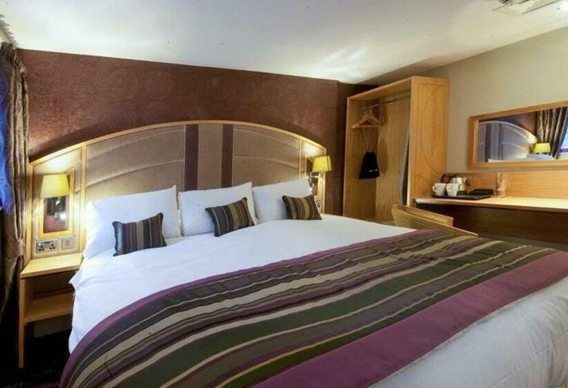 スタンダードルーム, The Golden Lion Wetherspoon