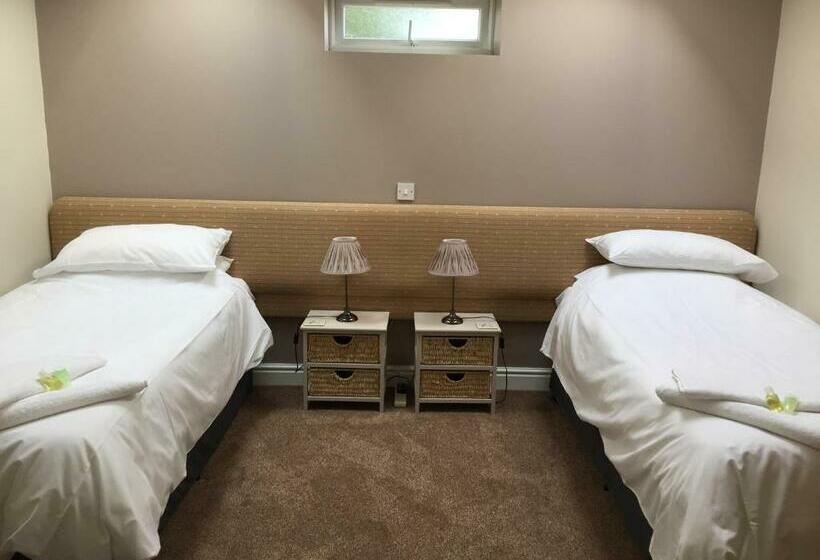 Шале 1 Спальня, Linden Tree Holiday Apartments