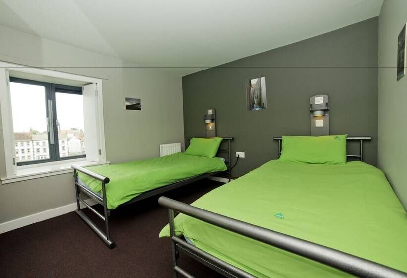 Номер Стандарт, Yha Berwick