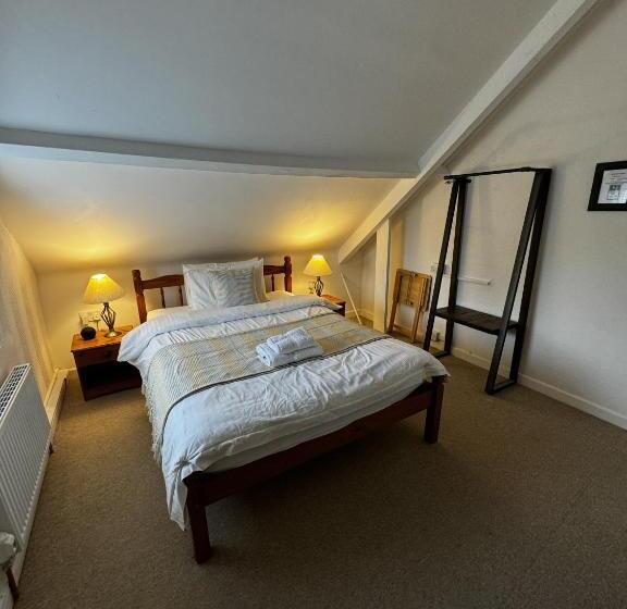 Номер Superior, Watermead House