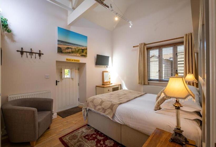 Superior Interior Room, The Lodge