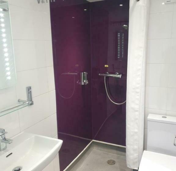 Номер Стандарт, St George Hotel Rochester Chatham