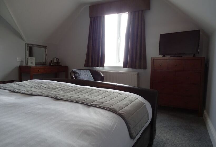 סוויטת ג'וניור, The Beeches Hotel & Leisure Club