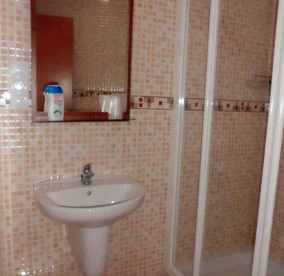 اتاق استاندارد یک نفره, Hostal Abastos