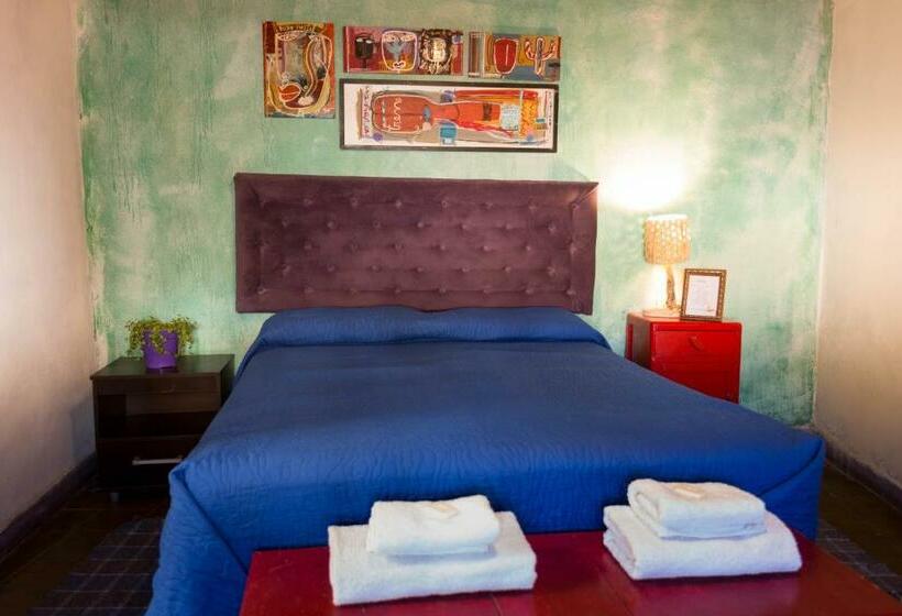 バス共有のスタンダードルーム, Viracocha Art Hostel Cachi