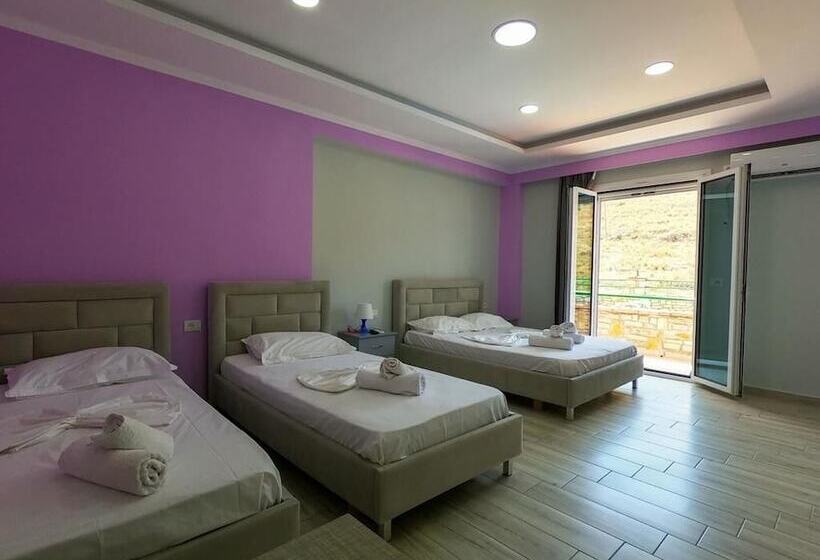 패밀리 룸, Karos Hotel Llaman