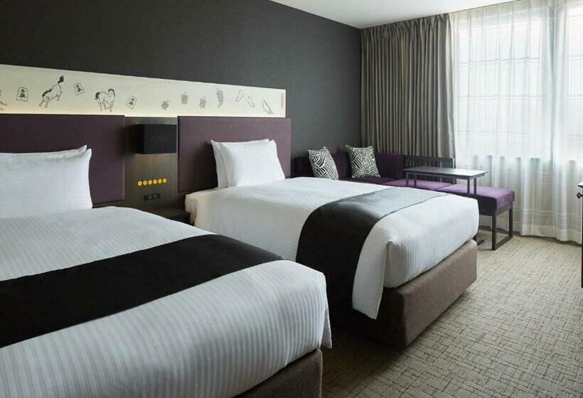 Номер Superior, Mitsui Garden Hotel Kyobashi   Tokyo Station