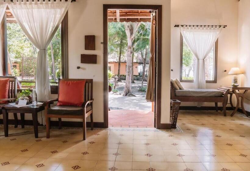 اتاق پرمیوم, Ho Tram Beach Boutique Resort & Spa