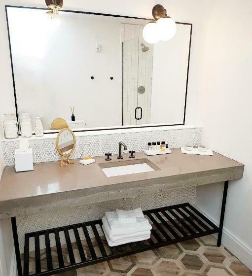 Номер Deluxe Кровать Кинг, Covington Cincinnati Riverfront