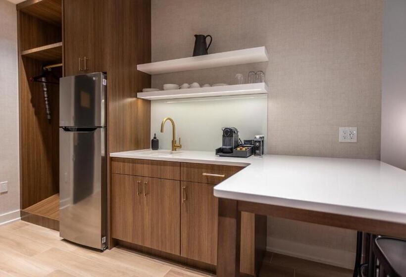 Номер Superior, Covington Cincinnati Riverfront