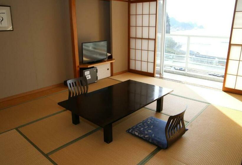 패밀리 룸, Nishiizu Crystal View