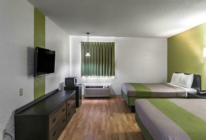 Четырехместный Номер Стандарт, Motel 6 Augusta, Ks
