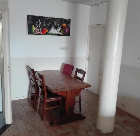 Номер Стандарт Трехместный, Bed & Breakfast Vlissingen