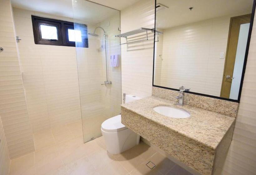 Номер Superior, Surestay Plus By Best Western Cebu City