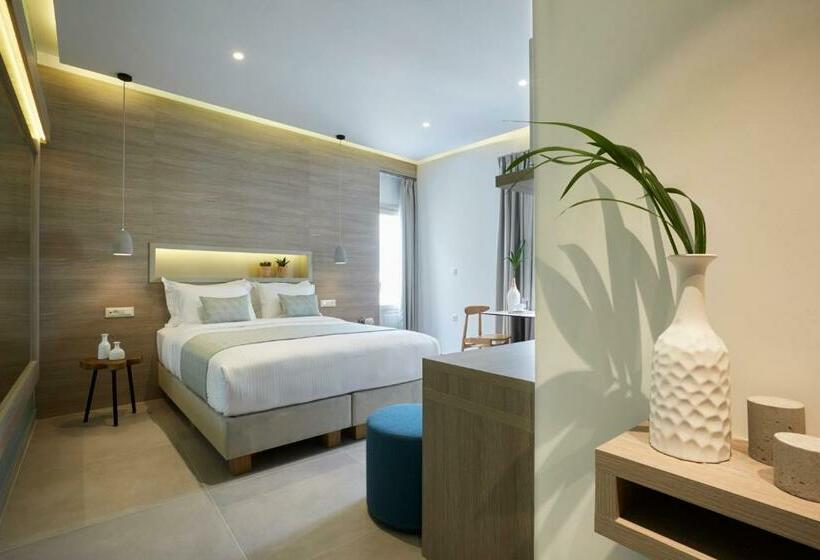 Suite Familiar, Fileria Suites