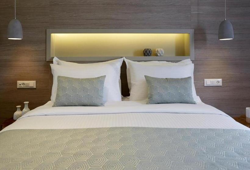 Habitación Estándar, Fileria Suites