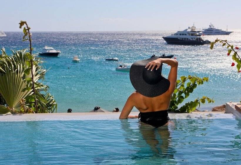 سوییت با چشم‌انداز دریا, Mykonos Dove Beachfront