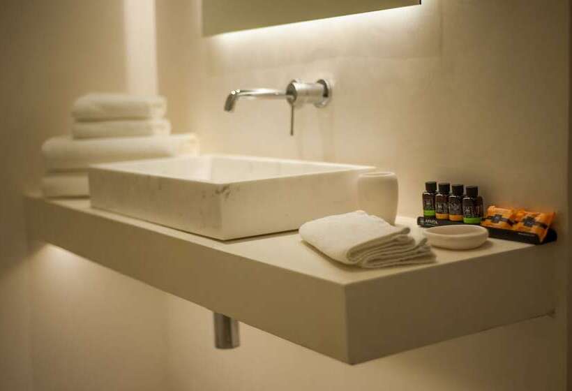 اتاق لوکس با چشم‌انداز دریا, Mykonos Dove Beachfront