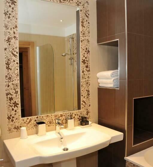 غرفة قياسية, Negritella