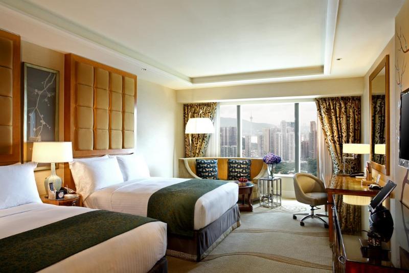 Номер Deluxe, Saint London