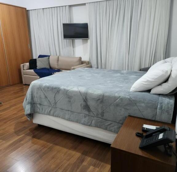 스탠다드 스튜디오, Slavieiro Moema Suite Prime Familia