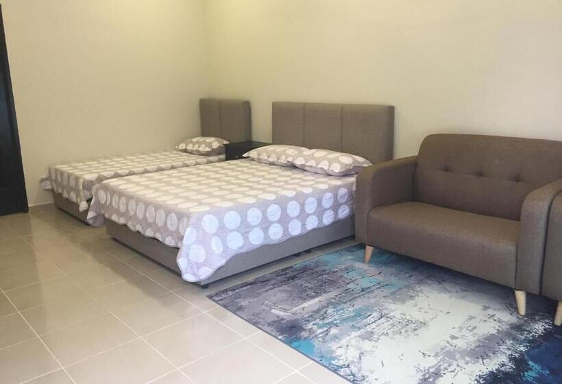 Семейный Номер, Casa Adelia Studio Chukai Kemaman