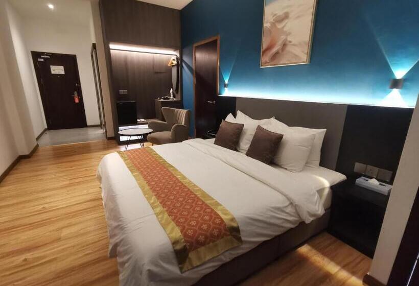 디럭스 룸 킹사이즈 침대, Sentral View Hotel Bintulu