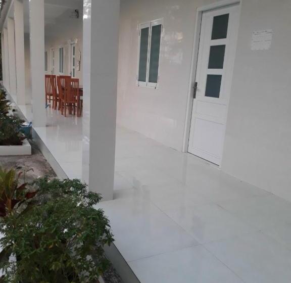 اتاق لوکس, Nhà Nghỉ Tốt Hơn
