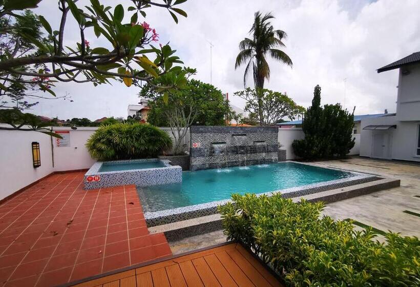 Номер Стандарт Трехместный, Secret Garden Warni Villa